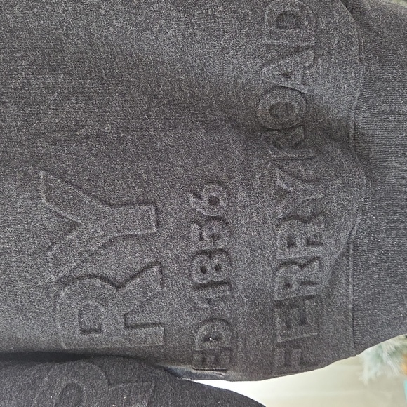 Boys BurrberryFleece Sweatshirt. Gray with Burberry logo. - Picture 9 of 9
